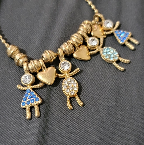 Vtg 30" Gold Tone Beaded Bracelet with Family Rhinestone Charms Hearts - Picture 3 of 6